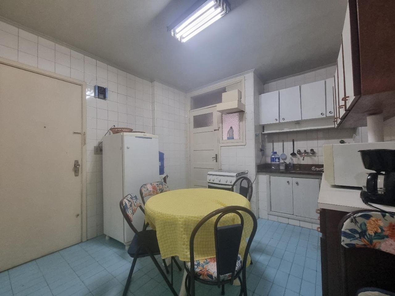 Apartamento Gonzaga With Balcony Overlooking The Sea Santos (Sao Paulo)